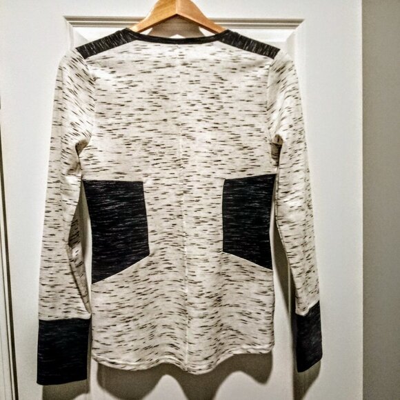Rachel Roy B&W Heather Pattern Color Block LS Top - Picture 2 of 6